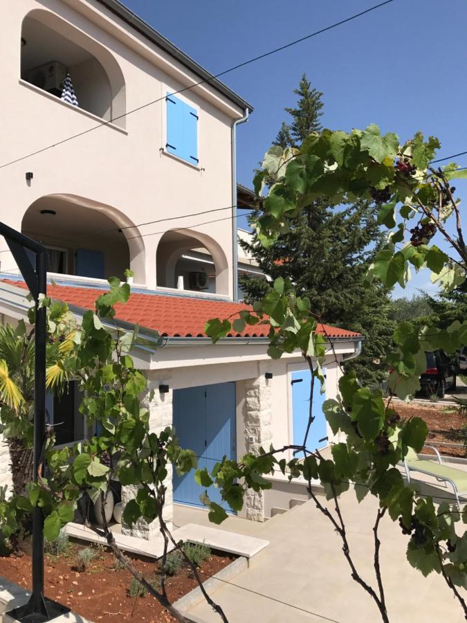 Apartment Tin Pinezići Exterior foto